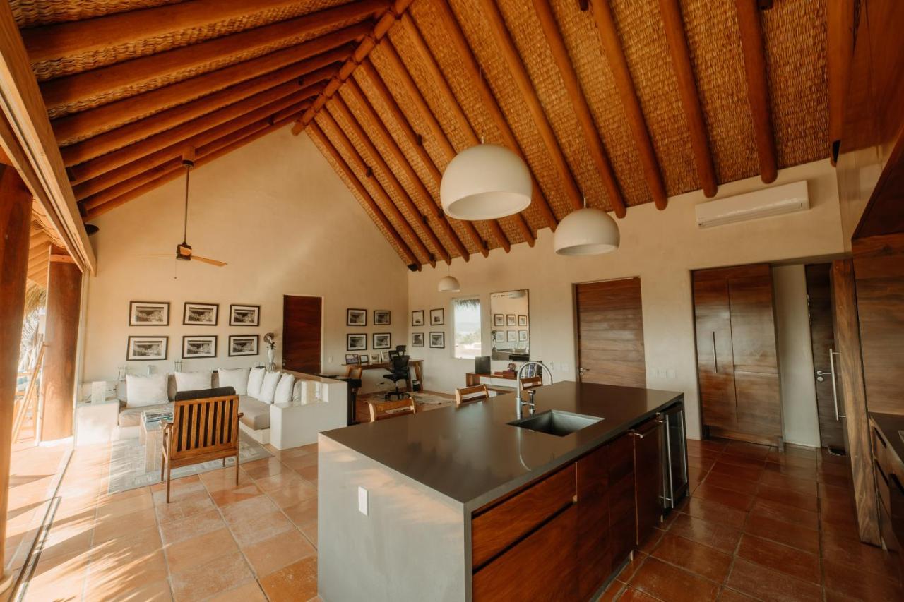 Palmas Luxury Hotel Zihuatanejo