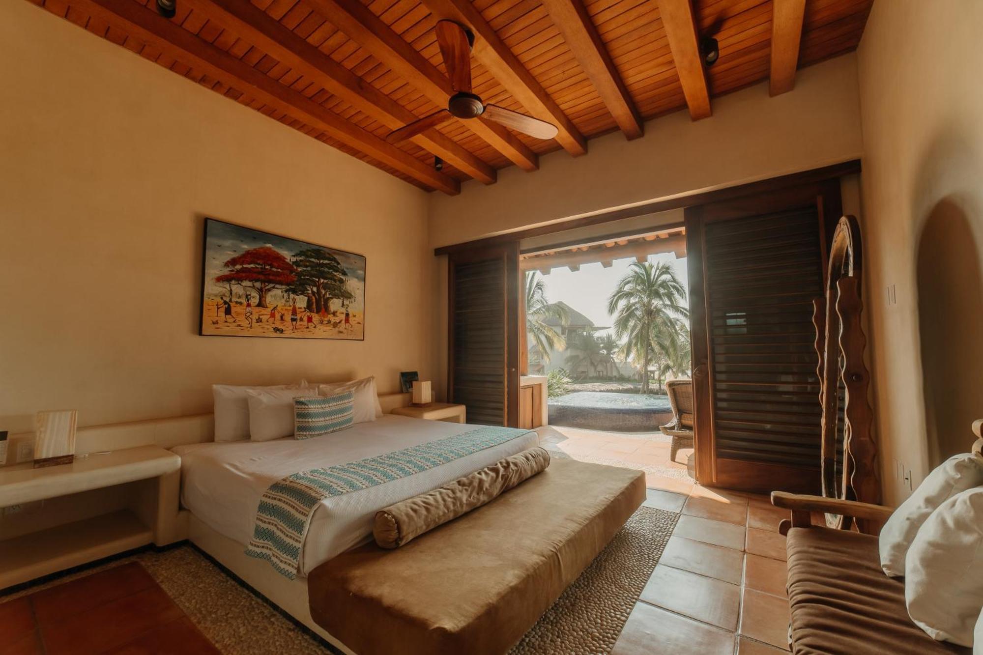 Palmas Luxury Hotel 5*