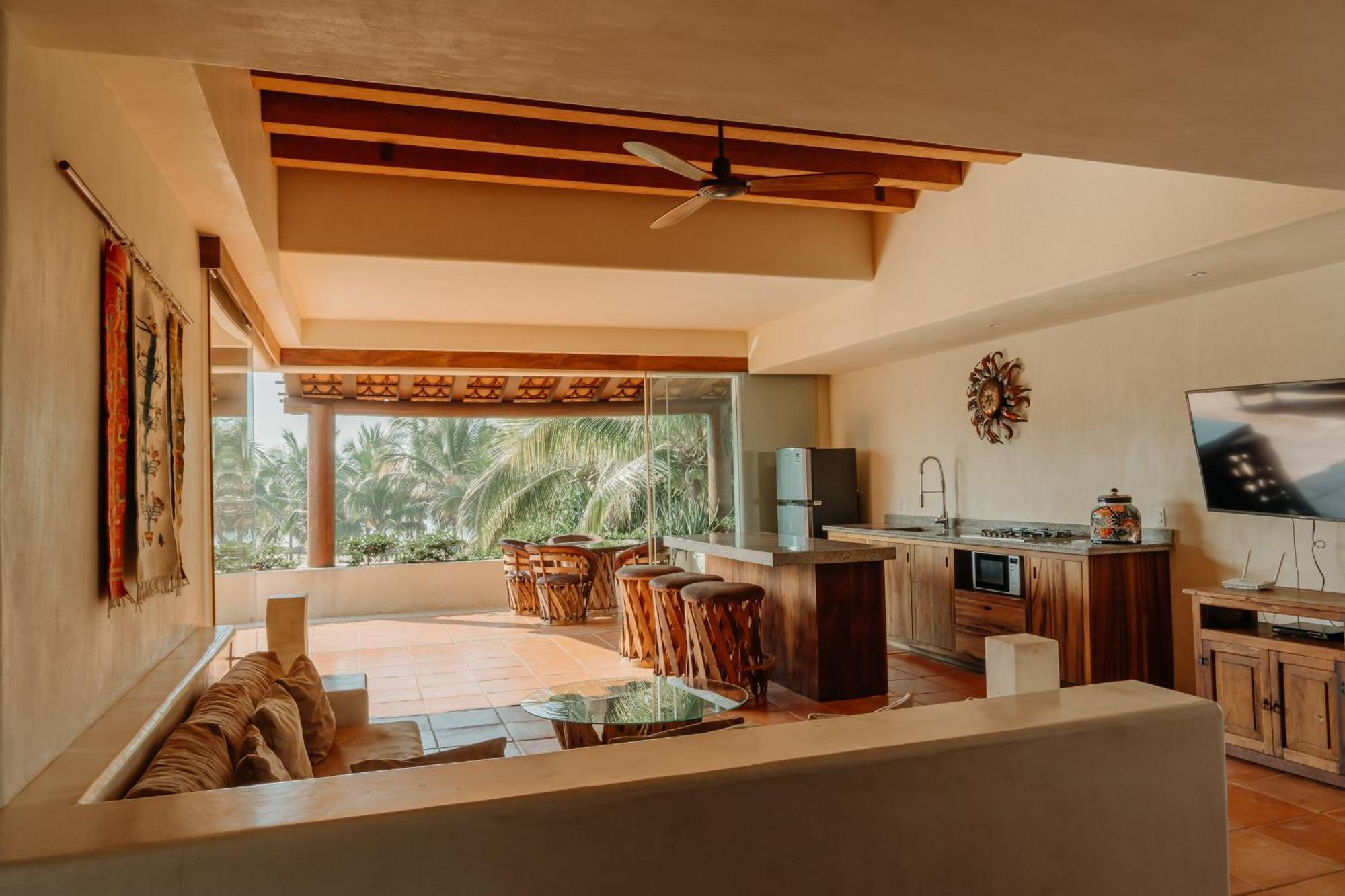 Palmas Luxury Hotel Zihuatanejo